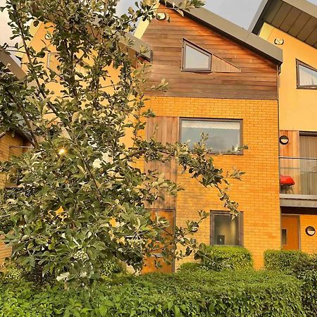 Pass The Keys Stunning Townhouse In Uphill Historic Lincoln Villa Eksteriør billede